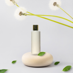 100ML WHITE CYLINDER BOTTLE WITH GOLD METALISEDISED CAP