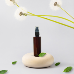 100ML AMBER CYLINDER BOTTLE WITH BLACK PUMP