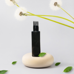 100ML BLACK  SQUARE BOTTLE WITH BLACK COMB