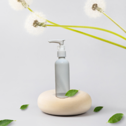 100ML WHITE ROUND BOTTLE WITH DISPENSER