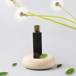 100ML BLACK  SQUARE BOTTLE WITH GOLD METALISEDISED CAP