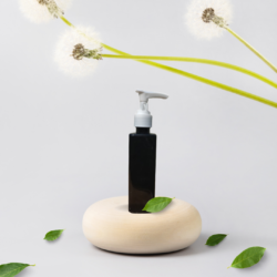 100ML BLACK  SQUARE BOTTLE WITH DISPENSER