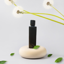 100ML BLACK SQUARE BOTTLE WITH BLACK CAP