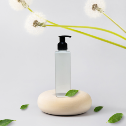 200ML WHITE SQUARE BOTTLE WITH BLACK DISPENSER