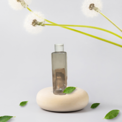 200ML CLEAR SQUARE BOTTLE WITH WHITE CAP