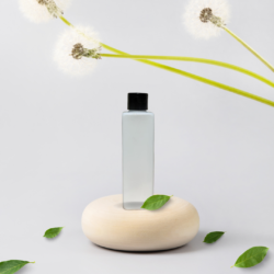 200ML WHITE SQUARE BOTTLE WITH BLACK CAP