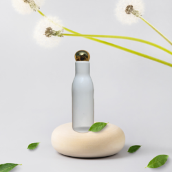 200ML WHITE ASTA BOTTLE WITH GOLD DOOM CAP