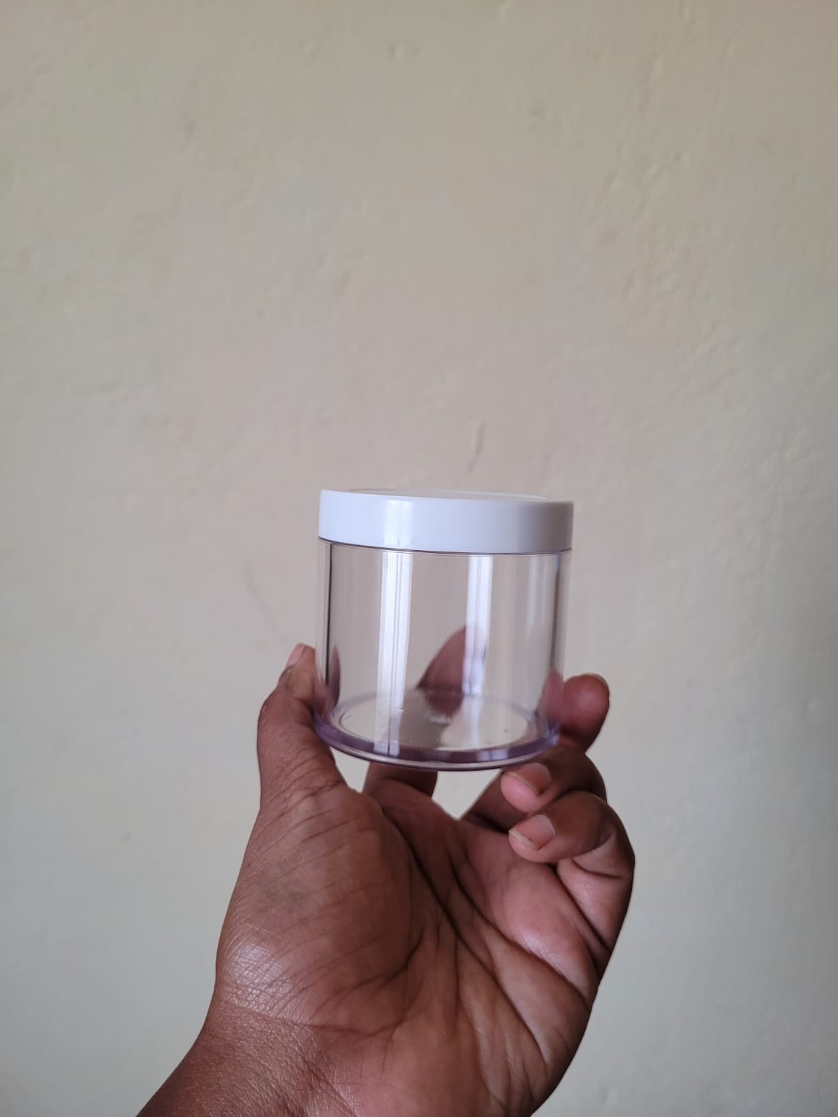 100G TRANSPERANT ACRYLIC SAN JAR WITH  WHITE CAP+INNER LID