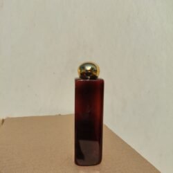 200ML AMBER  SQUARE BOTTLE WITH GOLD DOOM CAP