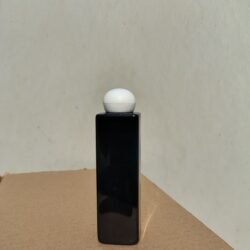 200ML BLACK SQUARE BOTTLE WITH WHITE DOOM CAP