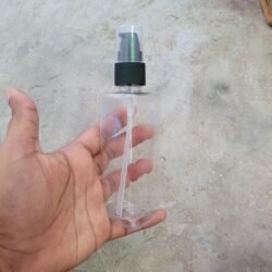 100ML CLEAR  SQUARE BOTTLE WITH BLACK PUMP