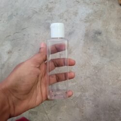 100ML CLEAR SQUARE BOTTLE WITH WHITE CAP